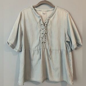 Old Navy Chambray Lace-Up Blouse